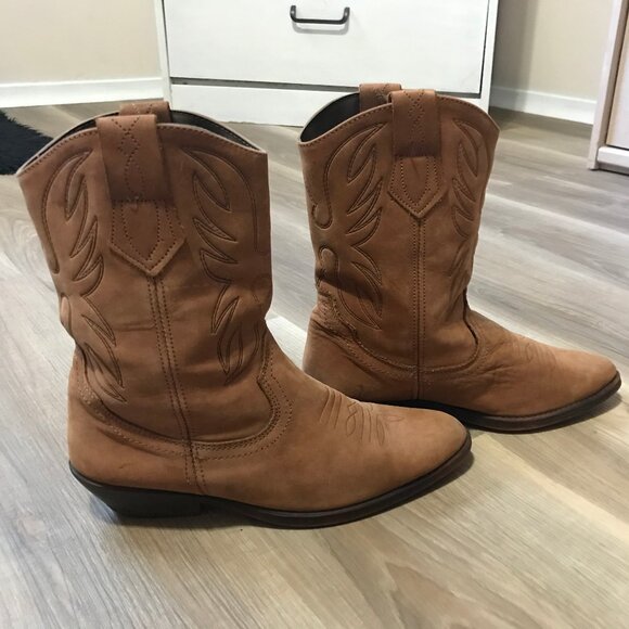 Ladies Suede Leather Western Boots Tan Color Size 7 - Picture 3 of 6